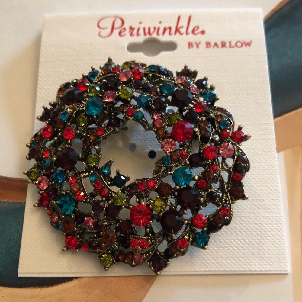 Periwinkle by Barlow Brooch/Pendant. New with tag.
